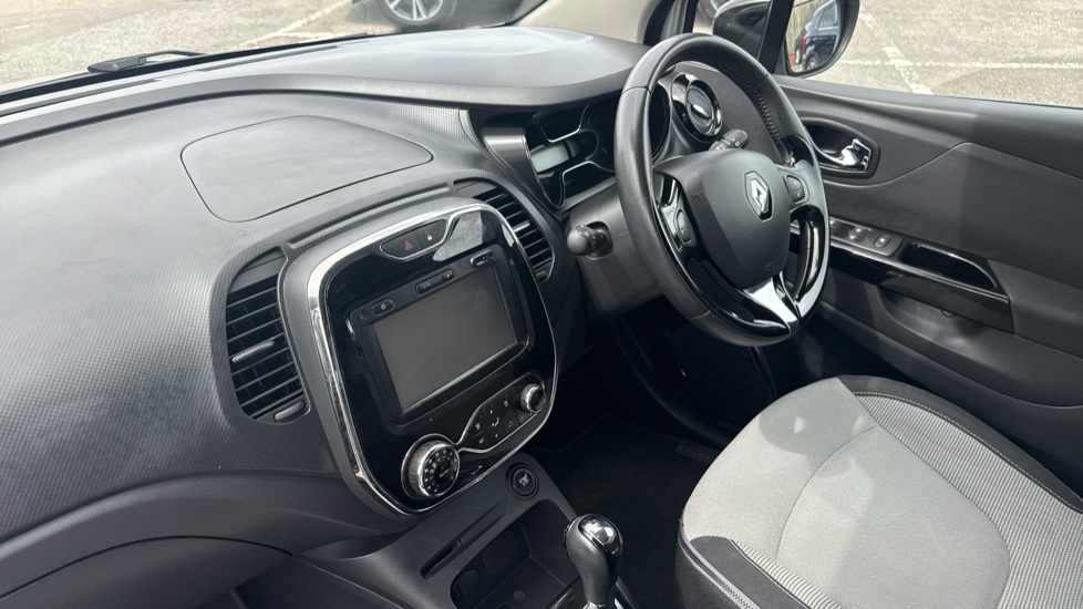 Renault Captur 1.5 dCi 90 Dynamique S Nav 5dr Auto Diesel Hatchback - Image 9