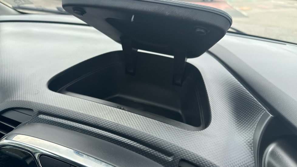 Renault Captur 1.5 dCi 90 Dynamique S Nav 5dr Auto Diesel Hatchback - Image 25