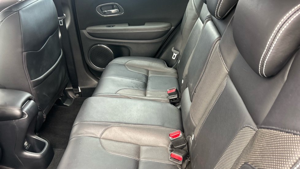 Honda HR-V 1.5 i-VTEC SE 5dr Petrol Hatchback - Image 16