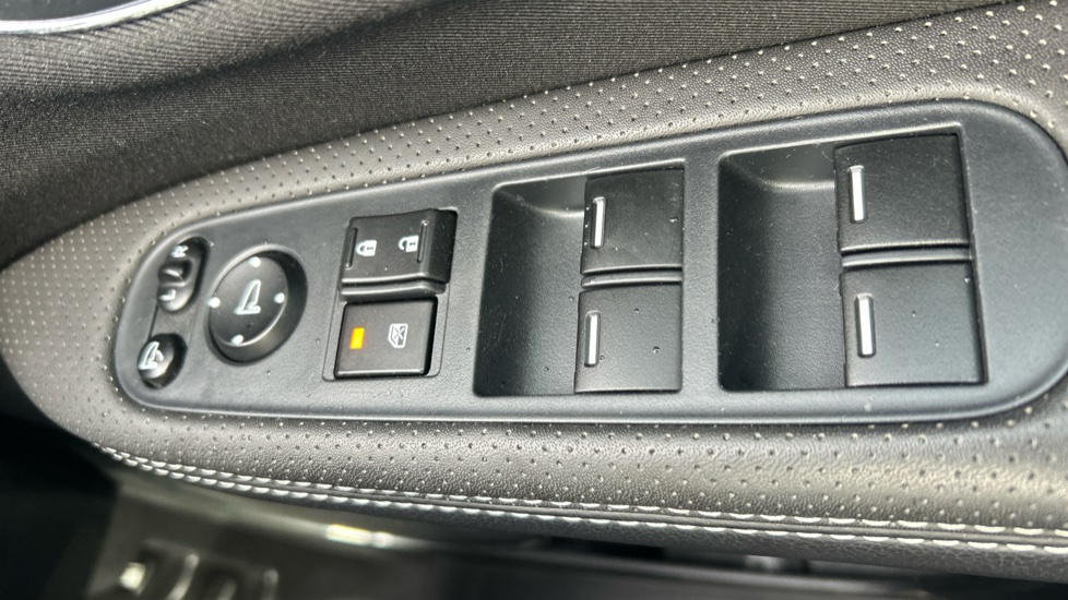 Honda HR-V 1.5 i-VTEC SE 5dr Petrol Hatchback - Image 29