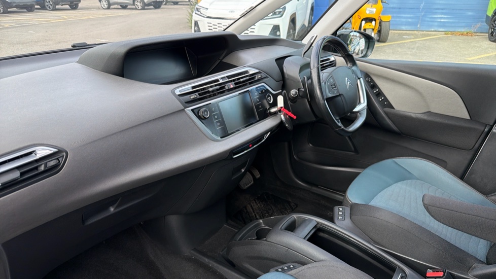 Citroen C4 Picasso 1.6 BlueHDi Feel 5dr EAT6 Diesel Estate - Image 9