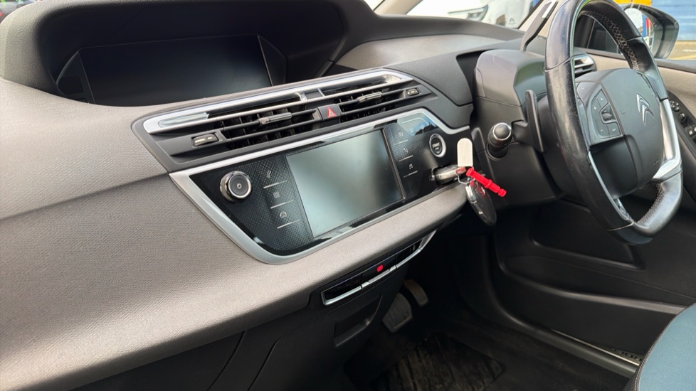 Citroen C4 Picasso 1.6 BlueHDi Feel 5dr EAT6 Diesel Estate - Image 13