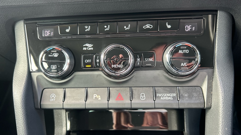Skoda Karoq 1.5 TSI SE L 5dr Petrol Estate - Image 29