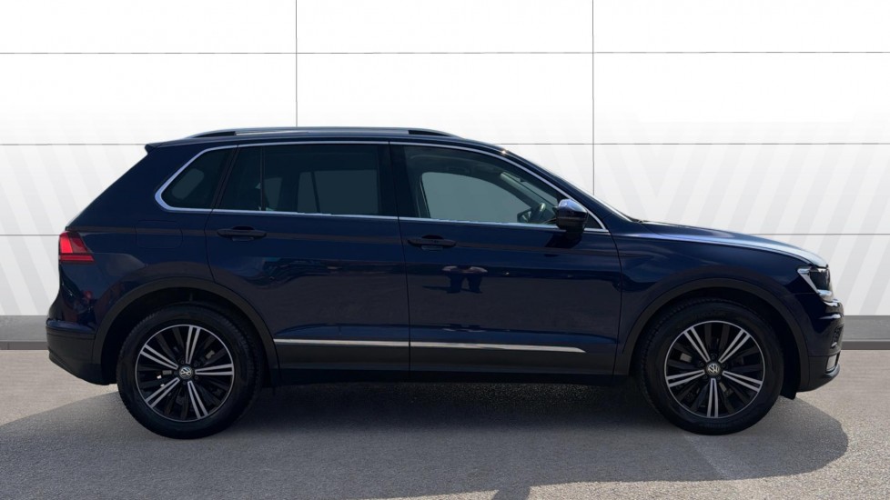 Volkswagen Tiguan 1.4 TSi 125 SE Nav 5dr Petrol Estate - Image 5