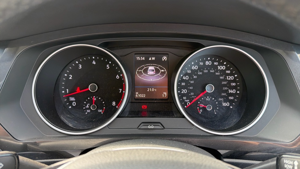Volkswagen Tiguan 1.4 TSi 125 SE Nav 5dr Petrol Estate - Image 18