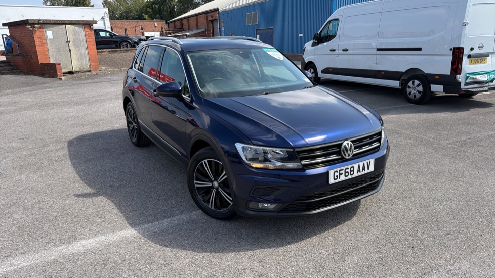 Volkswagen Tiguan 1.4 TSi 125 SE Nav 5dr Petrol Estate - Image 26