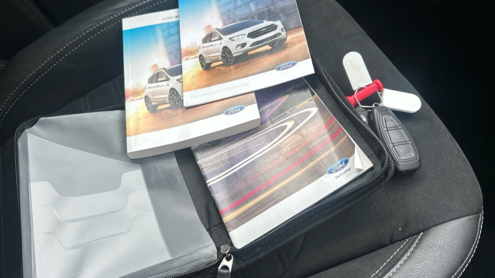 Ford Kuga 1.5 TDCi ST-Line 5dr 2WD Diesel Estate - Image 19
