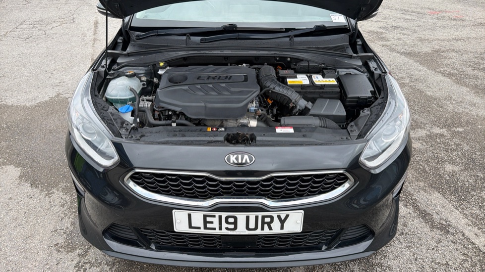 Kia Ceed 1.6 CRDi ISG 3 5dr Diesel Hatchback - Image 8