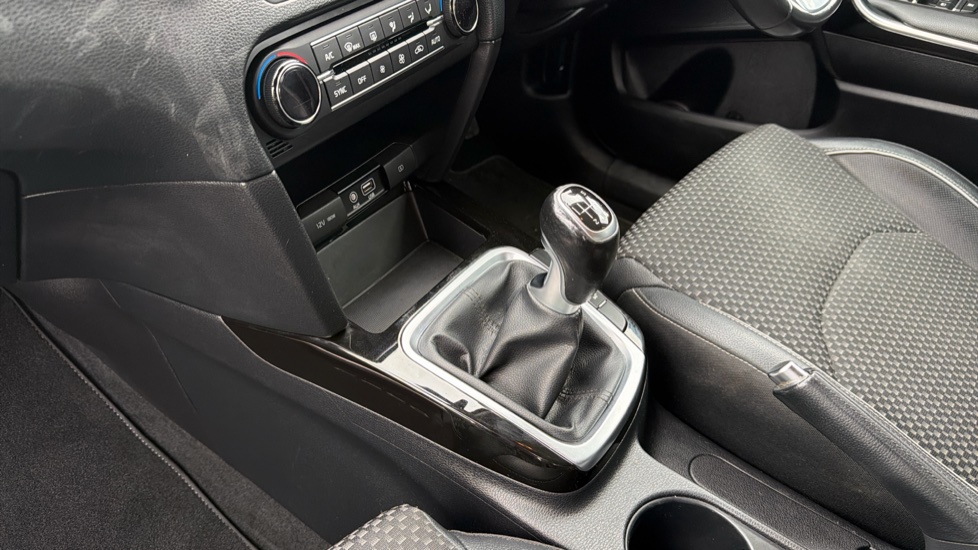 Kia Ceed 1.6 CRDi ISG 3 5dr Diesel Hatchback - Image 13