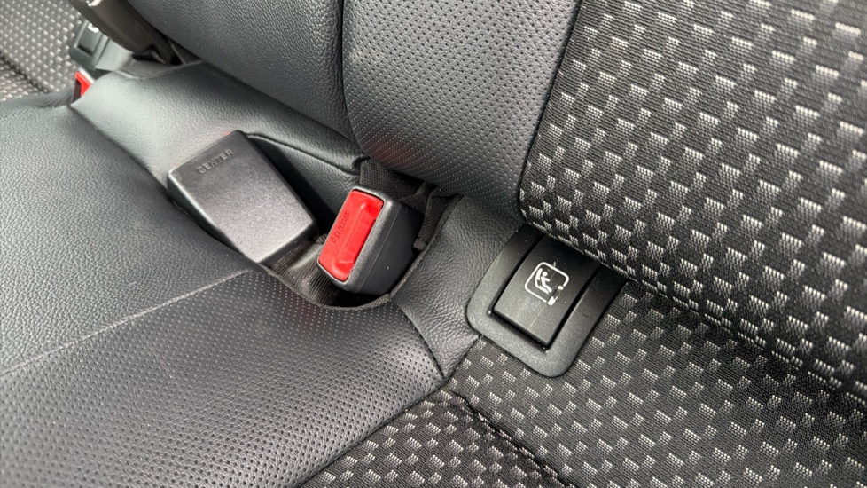 Kia Ceed 1.6 CRDi ISG 3 5dr Diesel Hatchback - Image 17