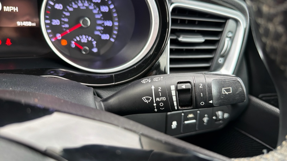 Kia Ceed 1.6 CRDi ISG 3 5dr Diesel Hatchback - Image 32