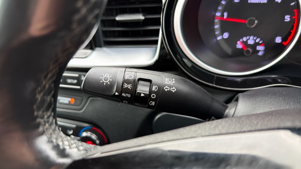 Kia Ceed 1.6 CRDi ISG 3 5dr Diesel Hatchback - Image 33