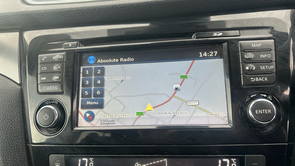Nissan Qashqai 1.5 dCi N-Connecta 5dr Diesel Hatchback - Image 12