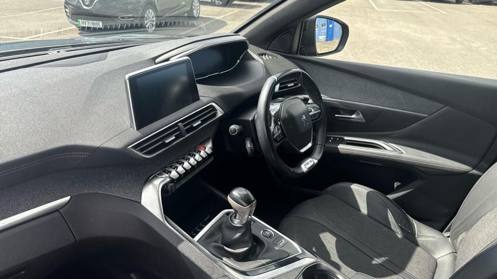 Peugeot 3008 1.2 PureTech GT Line 5dr Petrol Estate - Image 9