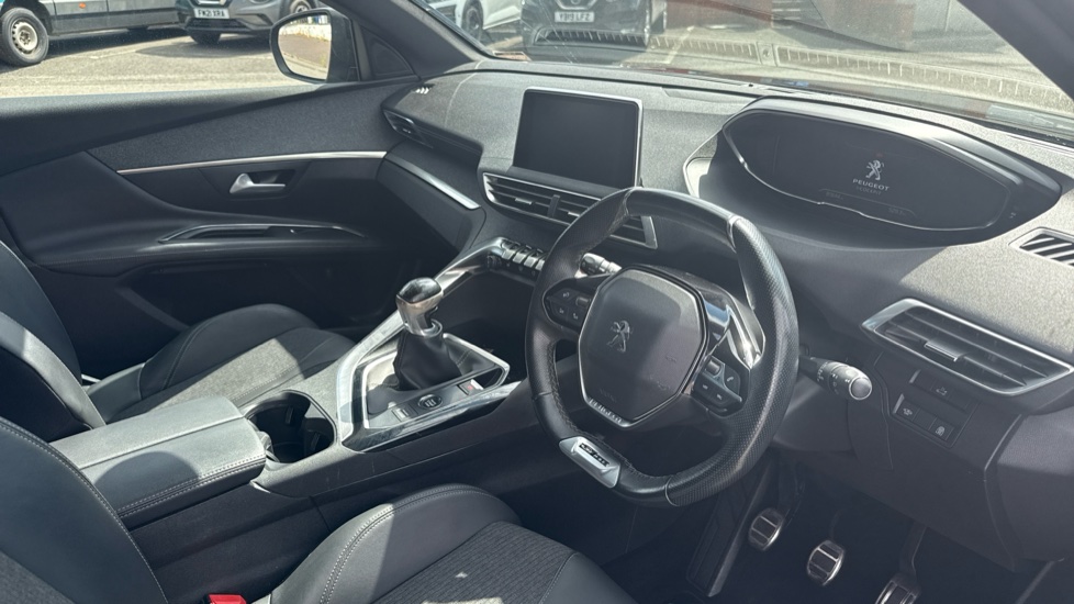Peugeot 3008 1.2 PureTech GT Line 5dr Petrol Estate - Image 11