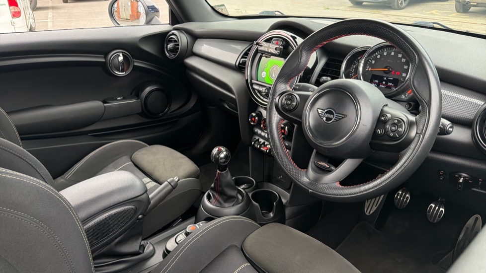 MINI Hatchback 1.5 Cooper Sport II 3dr Petrol Hatchback - Image 11