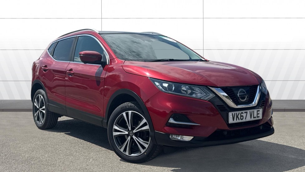 Nissan Qashqai 1.5 dCi N-Connecta 5dr Diesel Hatchback - Image 1