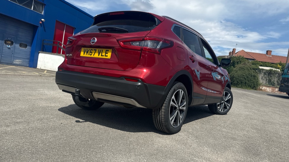 Nissan Qashqai 1.5 dCi N-Connecta 5dr Diesel Hatchback - Image 23