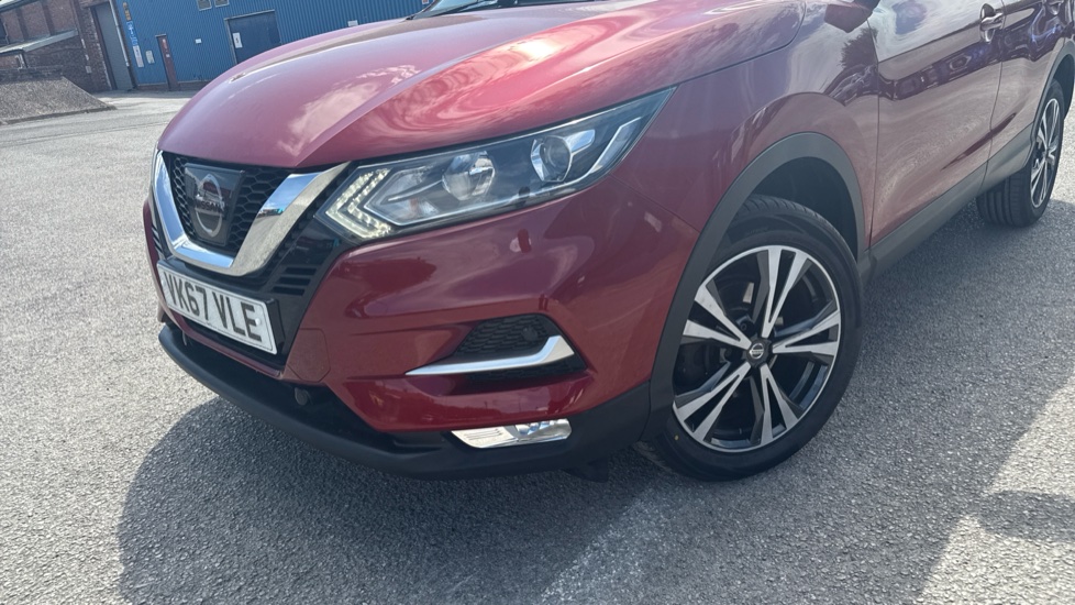 Nissan Qashqai 1.5 dCi N-Connecta 5dr Diesel Hatchback - Image 34