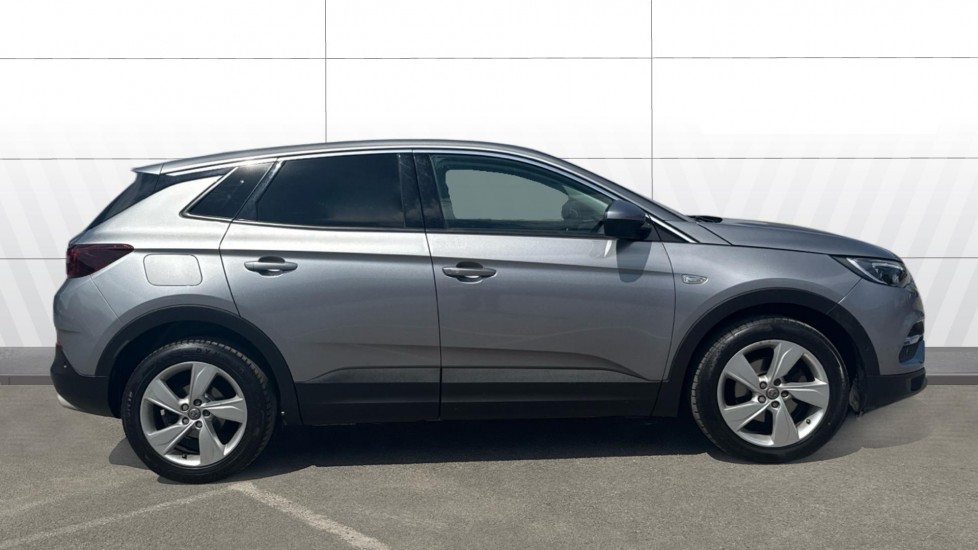 Vauxhall Grandland X 1.6 Turbo D Sport Nav 5dr Diesel Hatchback - Image 5