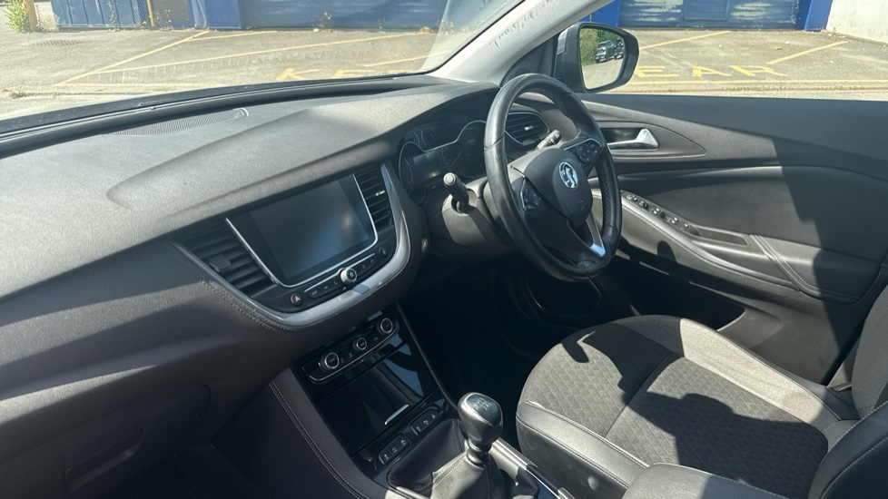 Vauxhall Grandland X 1.6 Turbo D Sport Nav 5dr Diesel Hatchback - Image 9
