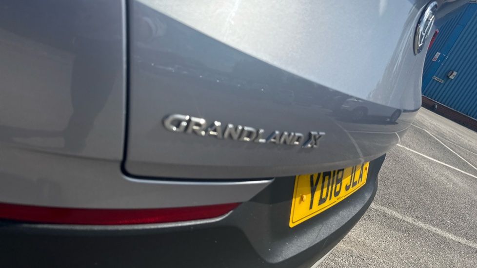 Vauxhall Grandland X 1.6 Turbo D Sport Nav 5dr Diesel Hatchback - Image 27