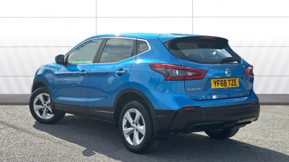 Nissan Qashqai 1.5 dCi [115] Acenta 5dr Diesel Hatchback - Image 2