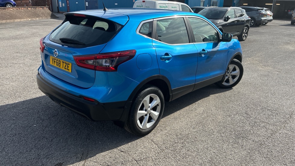 Nissan Qashqai 1.5 dCi [115] Acenta 5dr Diesel Hatchback - Image 28