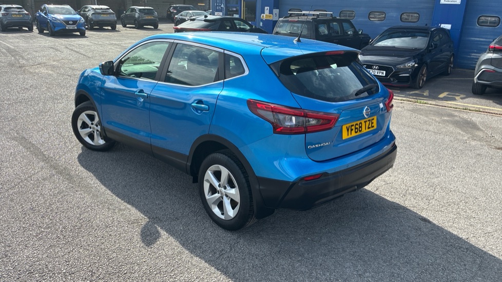 Nissan Qashqai 1.5 dCi [115] Acenta 5dr Diesel Hatchback - Image 31