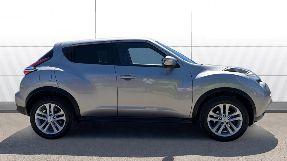 Nissan Juke 1.2 DiG-T Acenta Premium 5dr Petrol Hatchback - Image 5