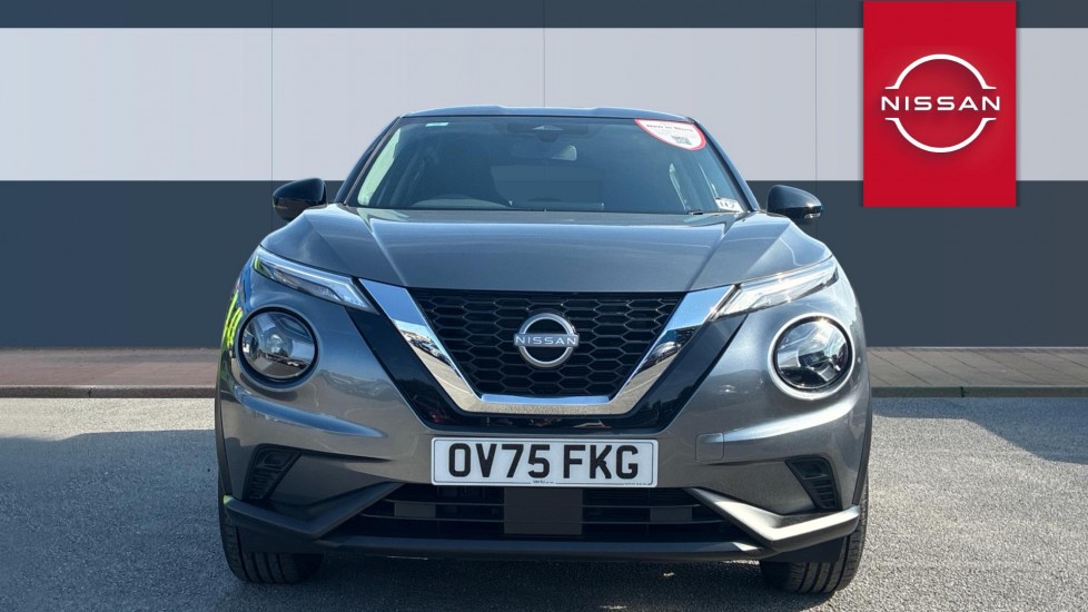 Nissan Juke 1.0 DiG-T Acenta Premium 5dr Petrol Hatchback - Image 3