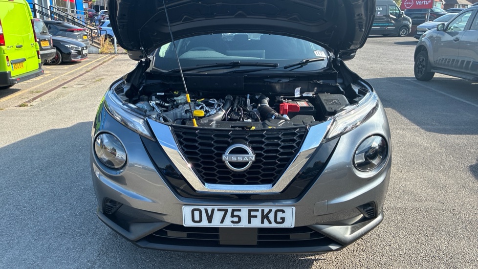 Nissan Juke 1.0 DiG-T Acenta Premium 5dr Petrol Hatchback - Image 8