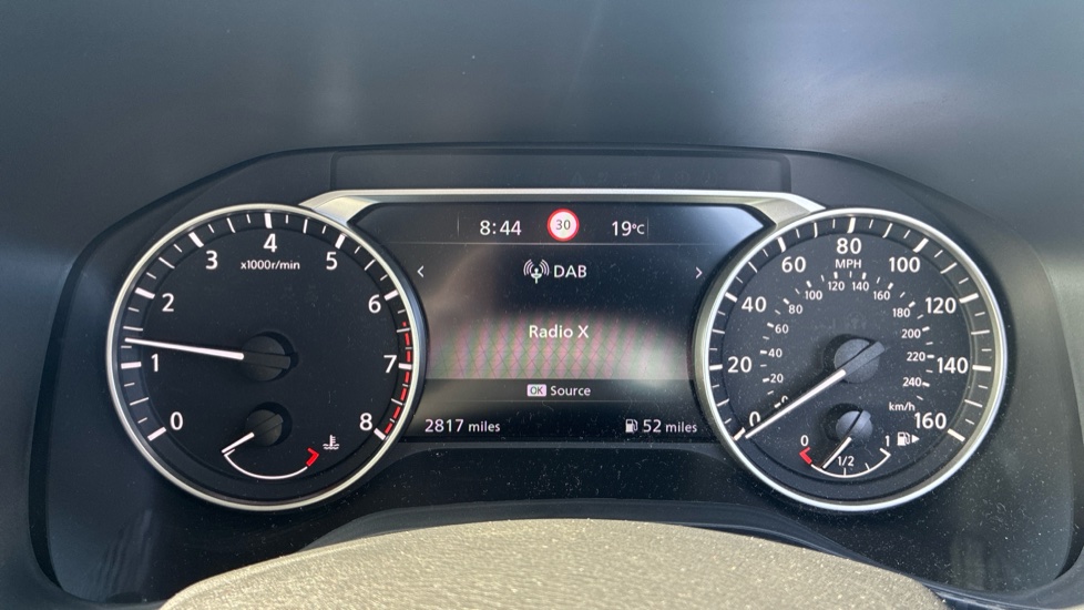 Nissan Juke 1.0 DiG-T Acenta Premium 5dr Petrol Hatchback - Image 18