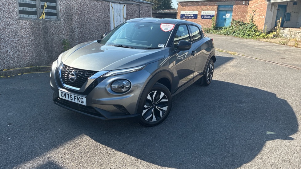 Nissan Juke 1.0 DiG-T Acenta Premium 5dr Petrol Hatchback - Image 25