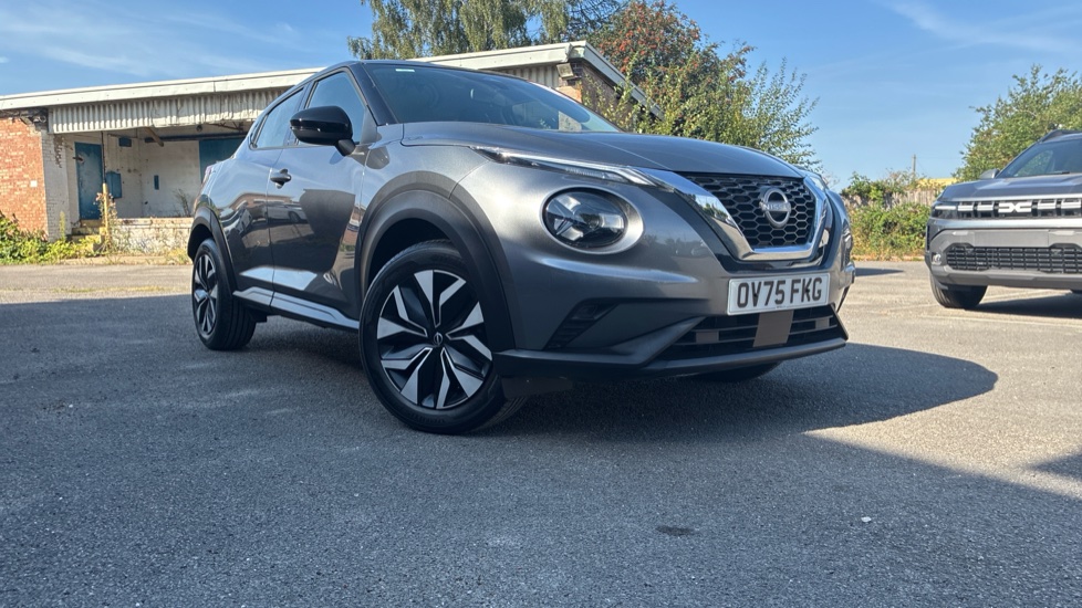 Nissan Juke 1.0 DiG-T Acenta Premium 5dr Petrol Hatchback - Image 26