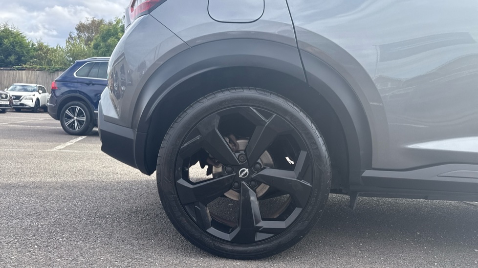 Nissan Juke 1.6 Hybrid Premiere Edition 5dr Auto Hybrid Hatchback - Image 7