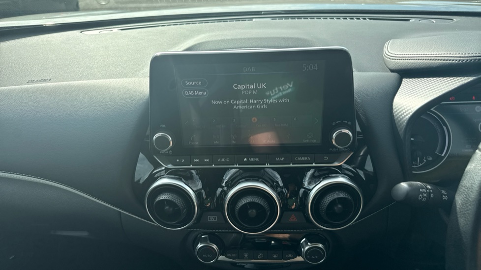 Nissan Juke 1.6 Hybrid Premiere Edition 5dr Auto Hybrid Hatchback - Image 12