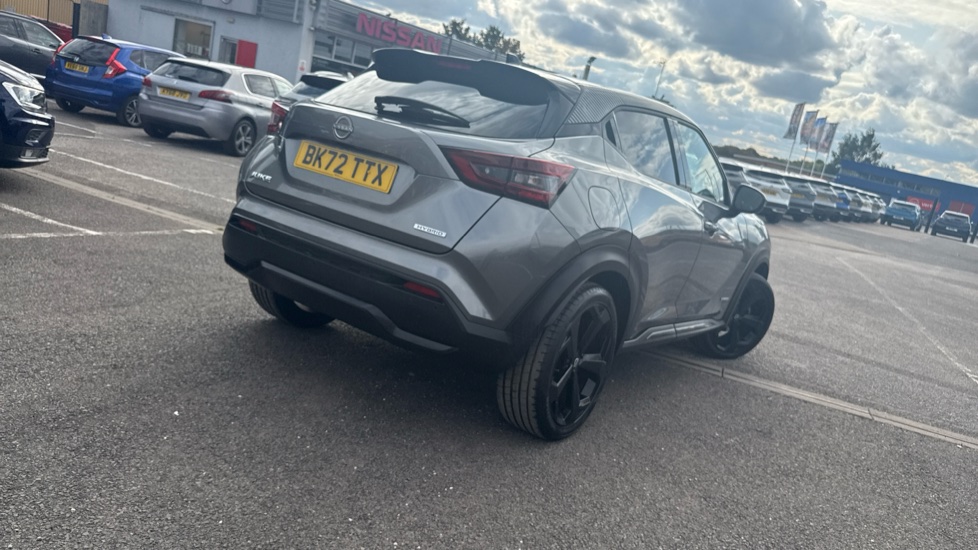 Nissan Juke 1.6 Hybrid Premiere Edition 5dr Auto Hybrid Hatchback - Image 27