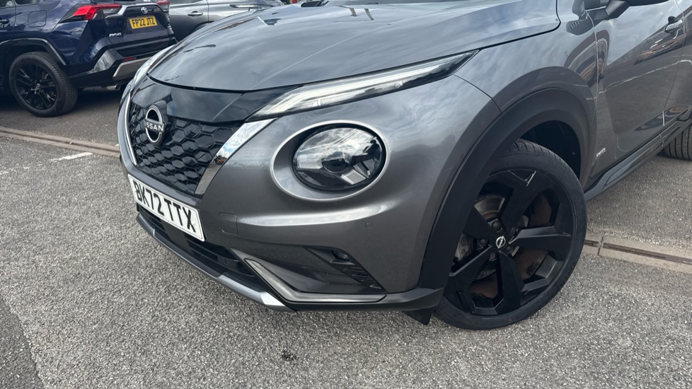 Nissan Juke 1.6 Hybrid Premiere Edition 5dr Auto Hybrid Hatchback - Image 32