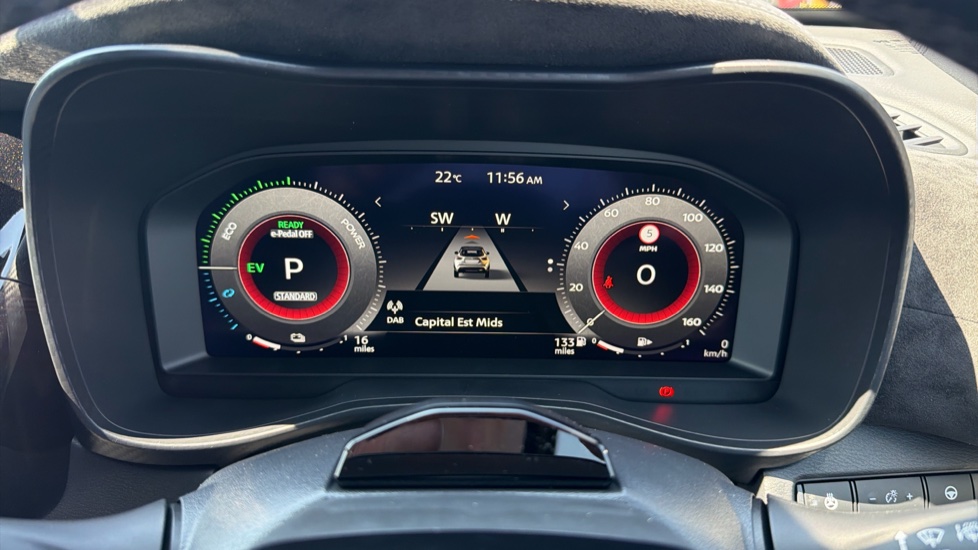 Nissan Juke 1.6 Hybrid Tekna+ 5dr Auto Hybrid Hatchback - Image 18