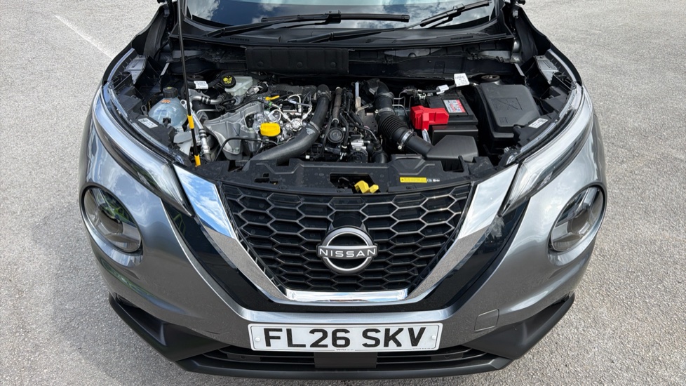 Nissan Juke 1.0 DiG-T N-Connecta 5dr Petrol Hatchback - Image 8