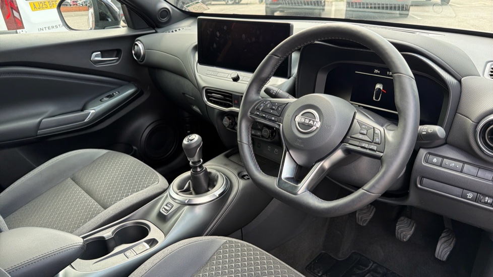 Nissan Juke 1.0 DiG-T N-Connecta 5dr Petrol Hatchback - Image 11
