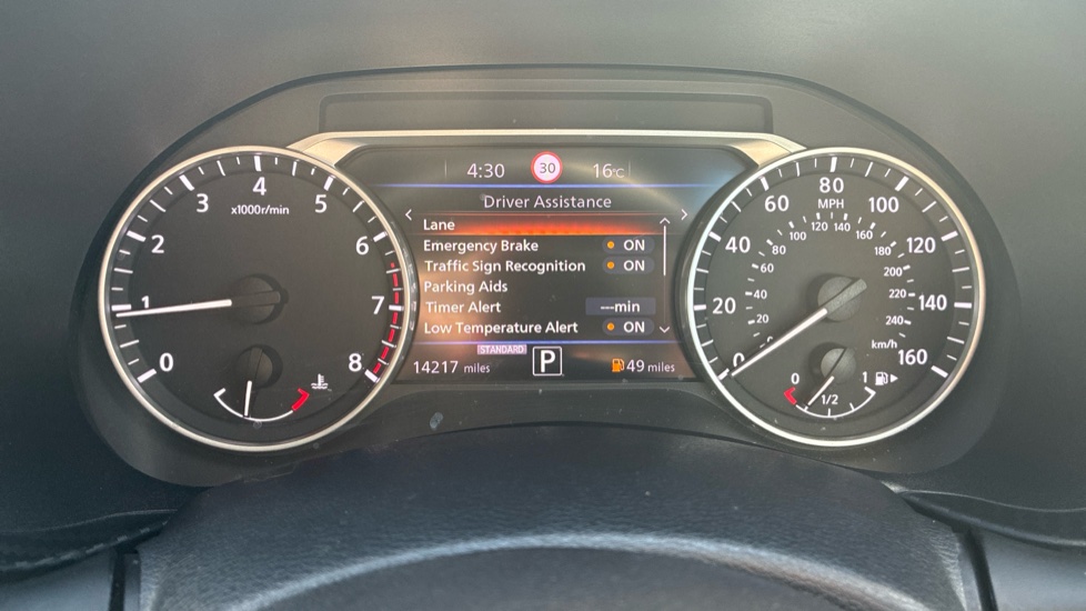 Nissan Juke 1.0 DiG-T 114 N-Connecta 5dr DCT Petrol Hatchback - Image 24
