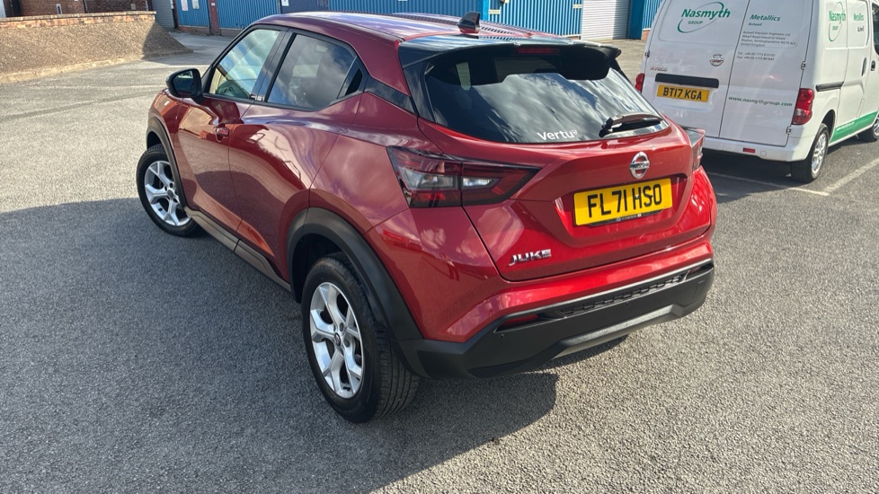 Nissan Juke 1.0 DiG-T 114 N-Connecta 5dr DCT Petrol Hatchback - Image 32