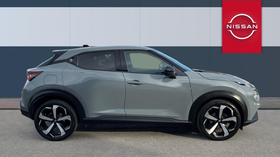 Nissan Juke 1.0 DiG-T 114 Tekna 5dr Petrol Hatchback - Image 5
