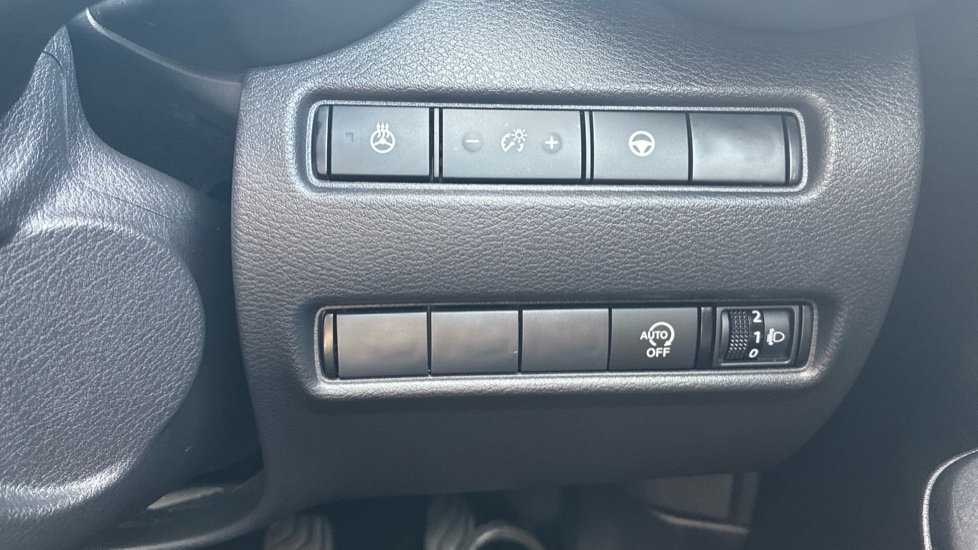 Nissan Juke 1.0 DiG-T 114 Tekna 5dr Petrol Hatchback - Image 25
