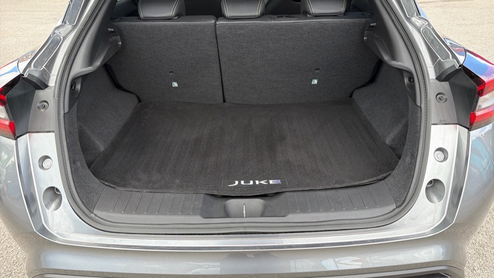 Nissan Juke 1.0 DiG-T Tekna 5dr Petrol Hatchback - Image 4