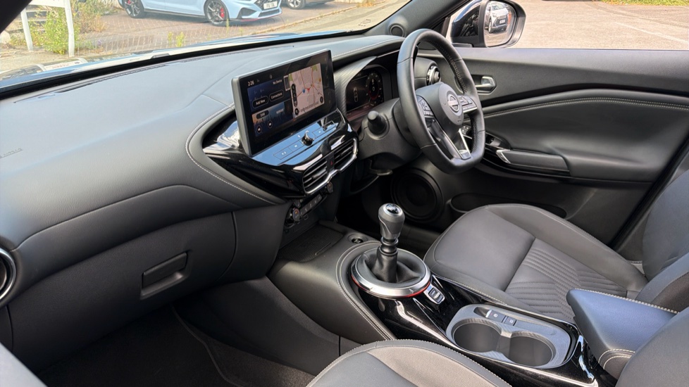 Nissan Juke 1.0 DiG-T Tekna 5dr Petrol Hatchback - Image 9
