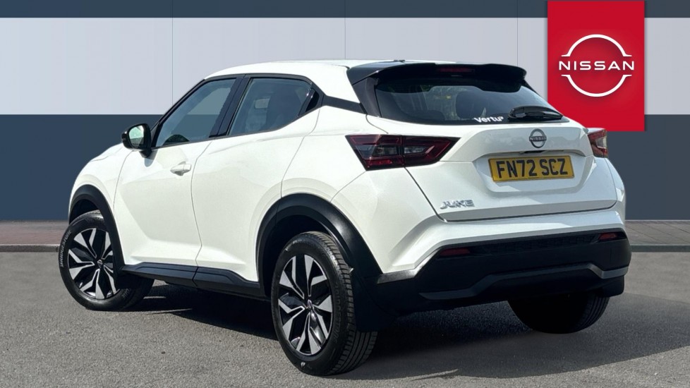 Nissan Juke 1.0 DiG-T 114 Acenta 5dr DCT Petrol Hatchback - Image 2