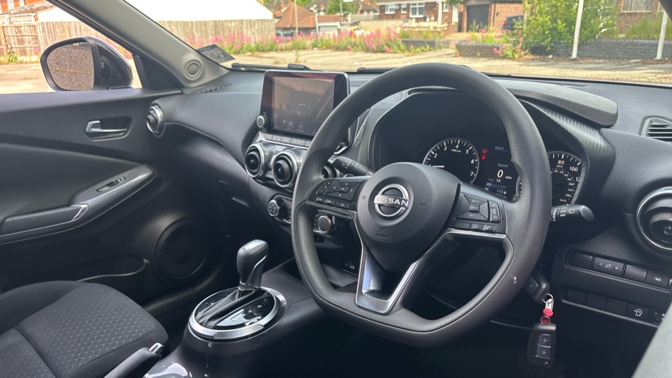 Nissan Juke 1.0 DiG-T 114 Acenta 5dr DCT Petrol Hatchback - Image 11